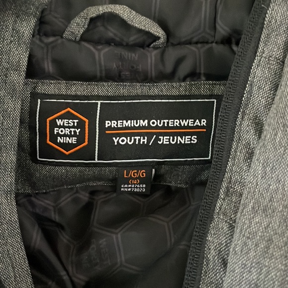NWOT Youth Bomber Jacket - Picture 9 of 10